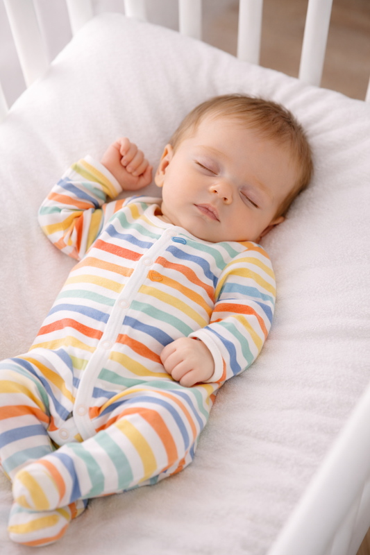 Les coliques peuvent-elles empêcher bébé de dormir ?